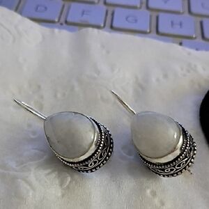 Gorgeous Natural Moonstone Earrings 💎💝🤗